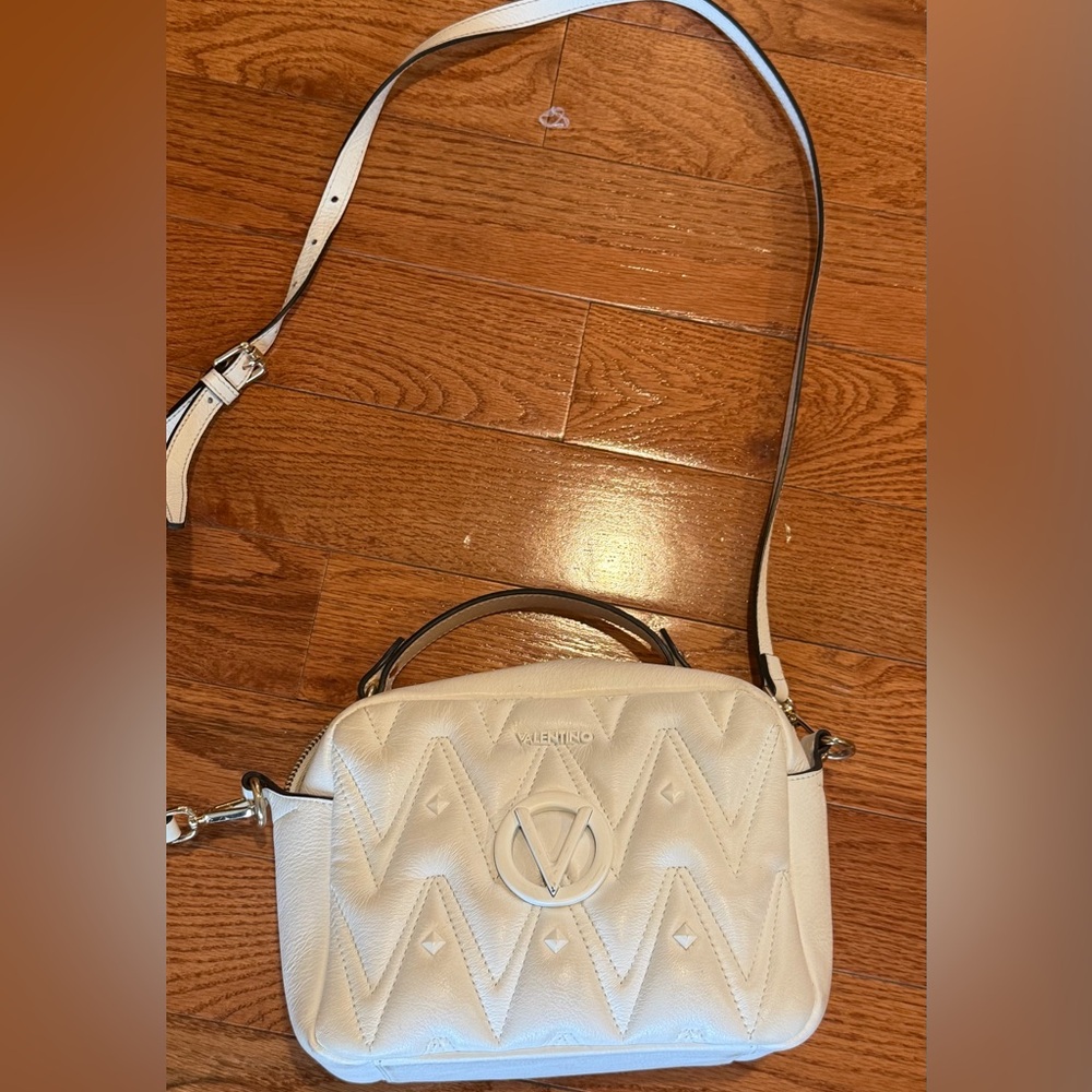 Valentino Cream Quilted Logo Crossbody Bag - Picture 2 of 6